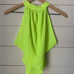 Super cute neon top